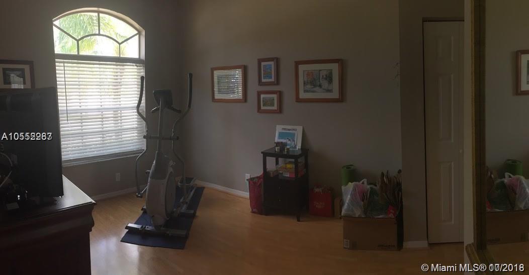 STONERIDGE LAKE ESTATES - Residential Lease