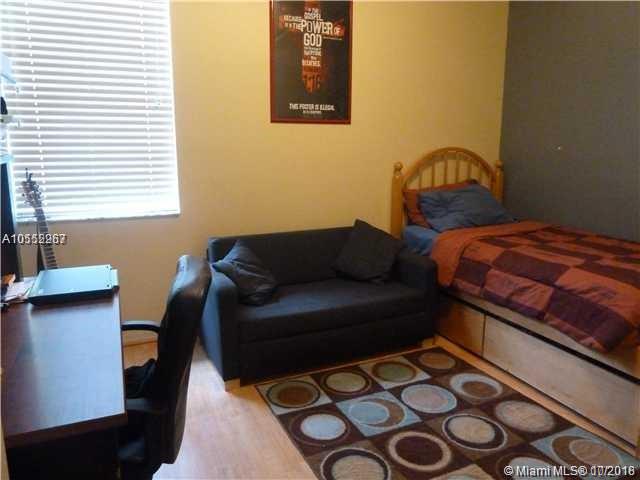 STONERIDGE LAKE ESTATES - Residential Lease