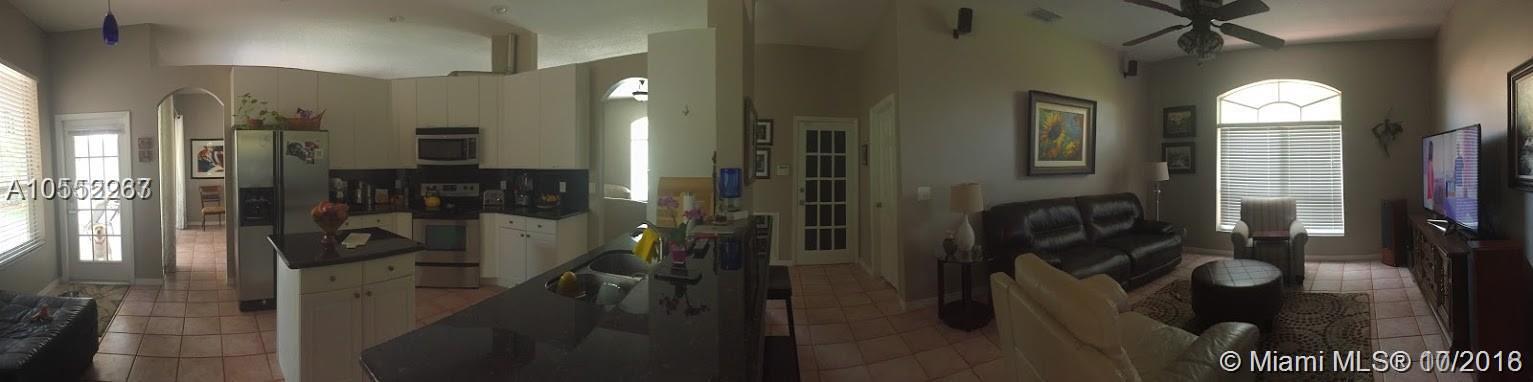 STONERIDGE LAKE ESTATES - Residential Lease