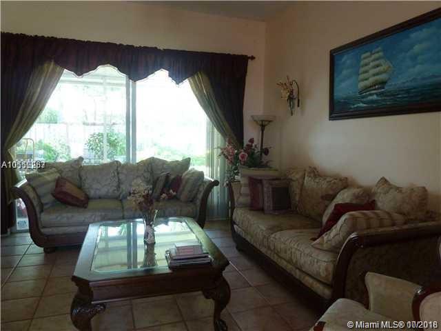 STONERIDGE LAKE ESTATES - Residential Lease