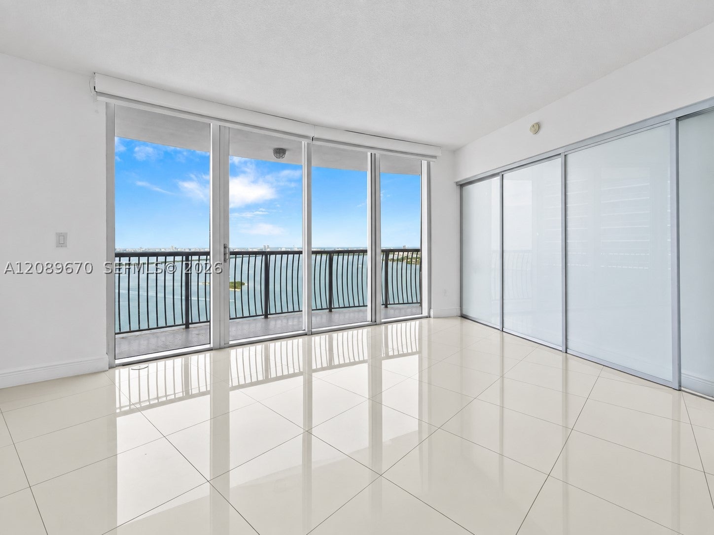 1750 N Bayshore Dr 4901