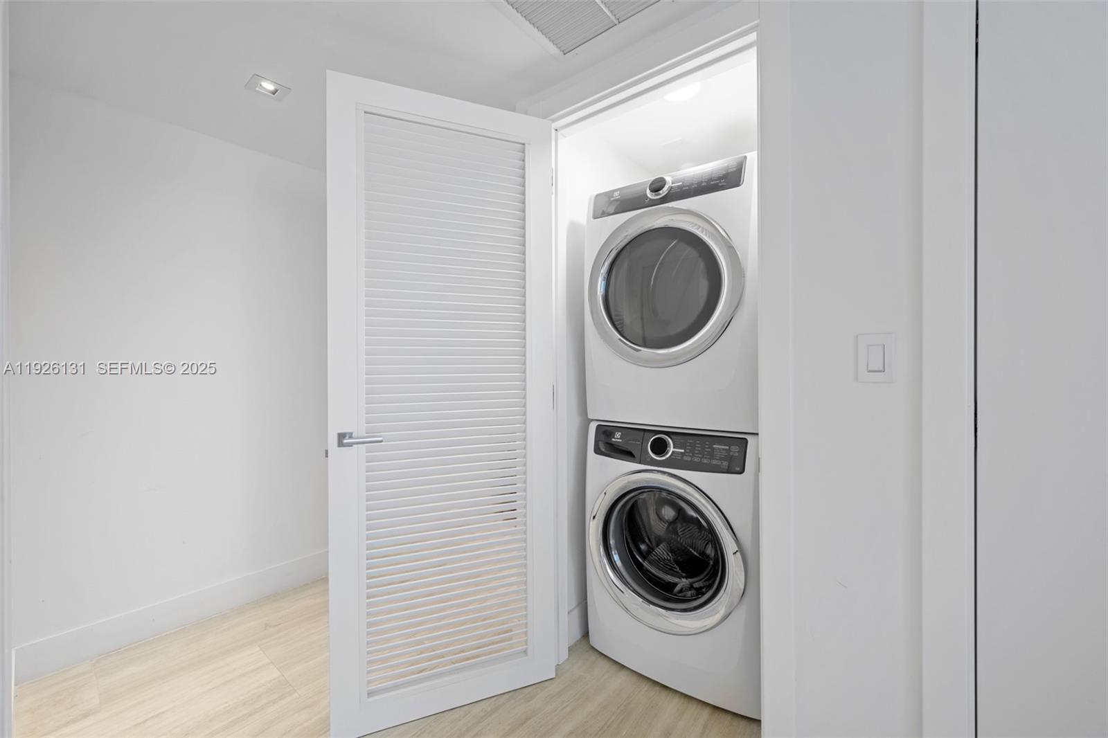 ECHO BRICKELL CONDO - Residential