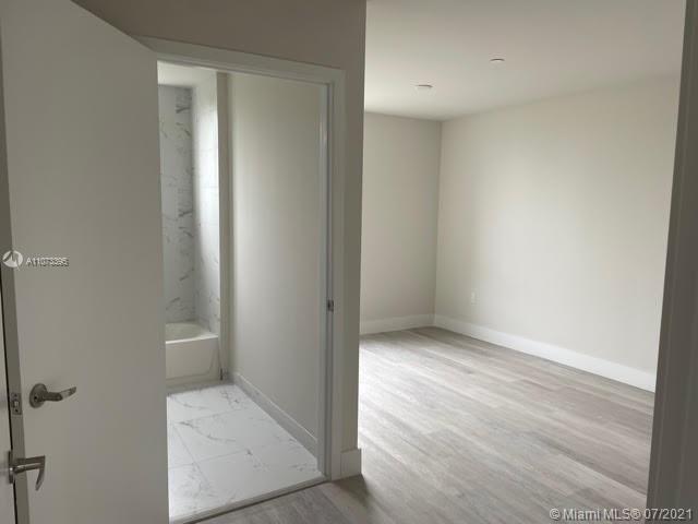 Aventura Village - Residential Lease