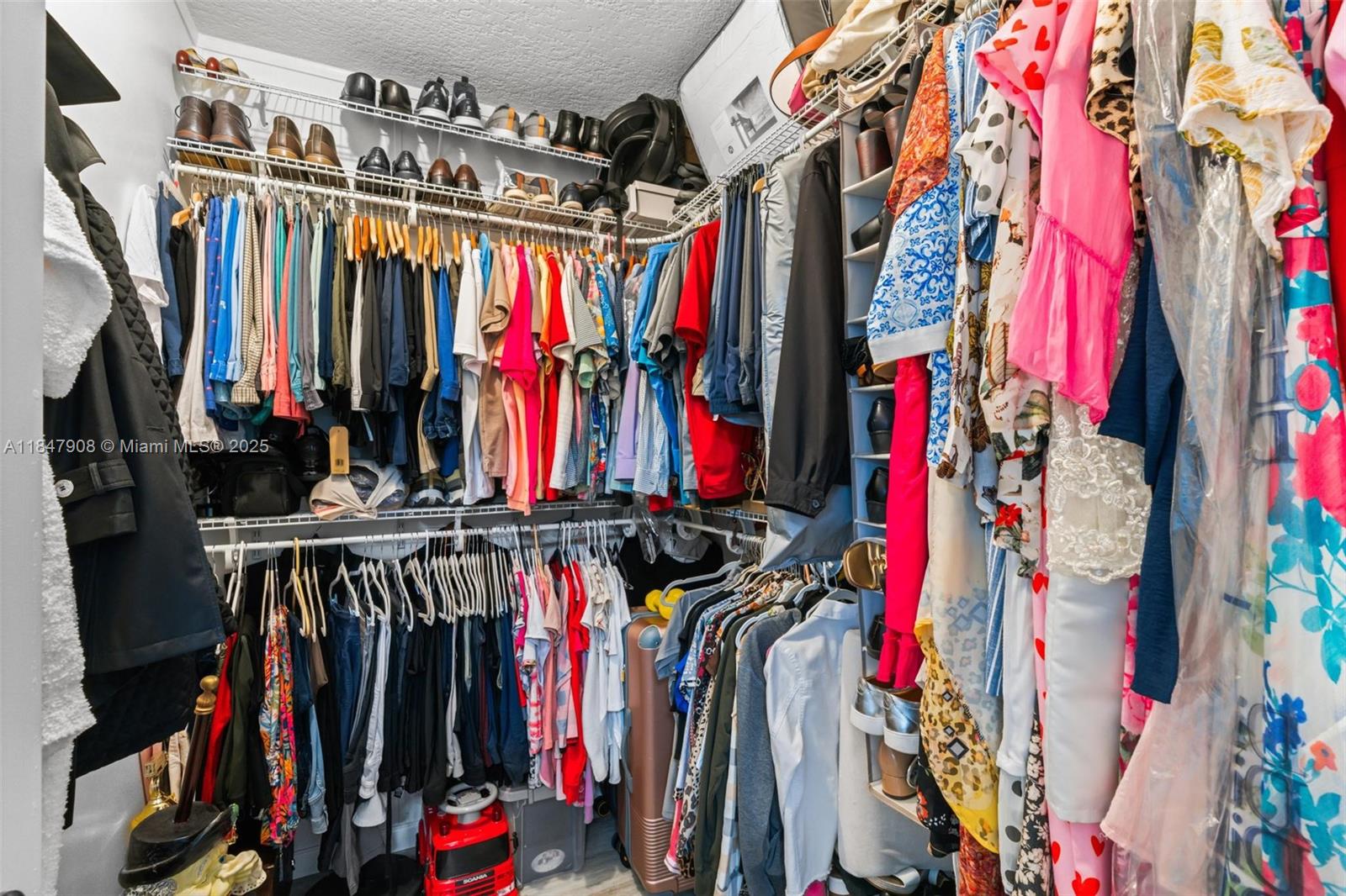 PARK CITY SEC 2 REPLAT OF - Residential