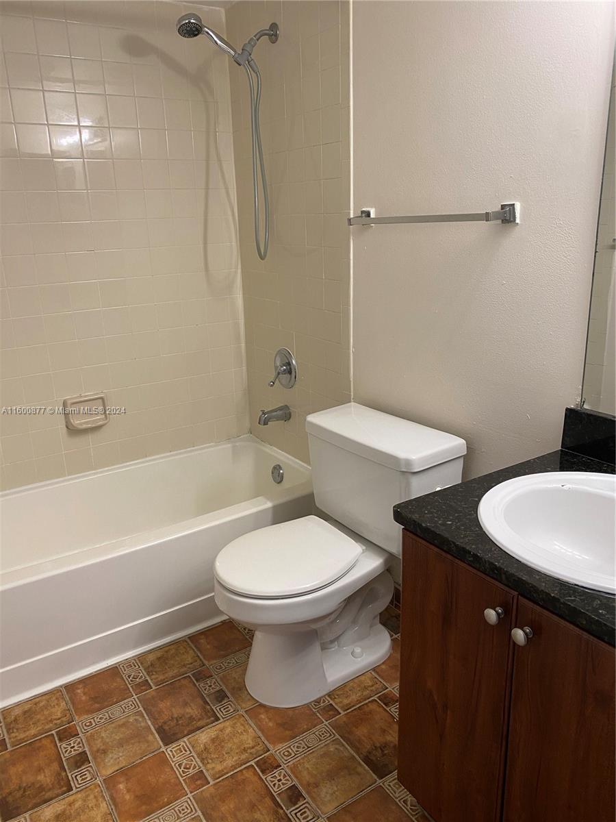 VILLA BELLINI CONDO - Residential Lease
