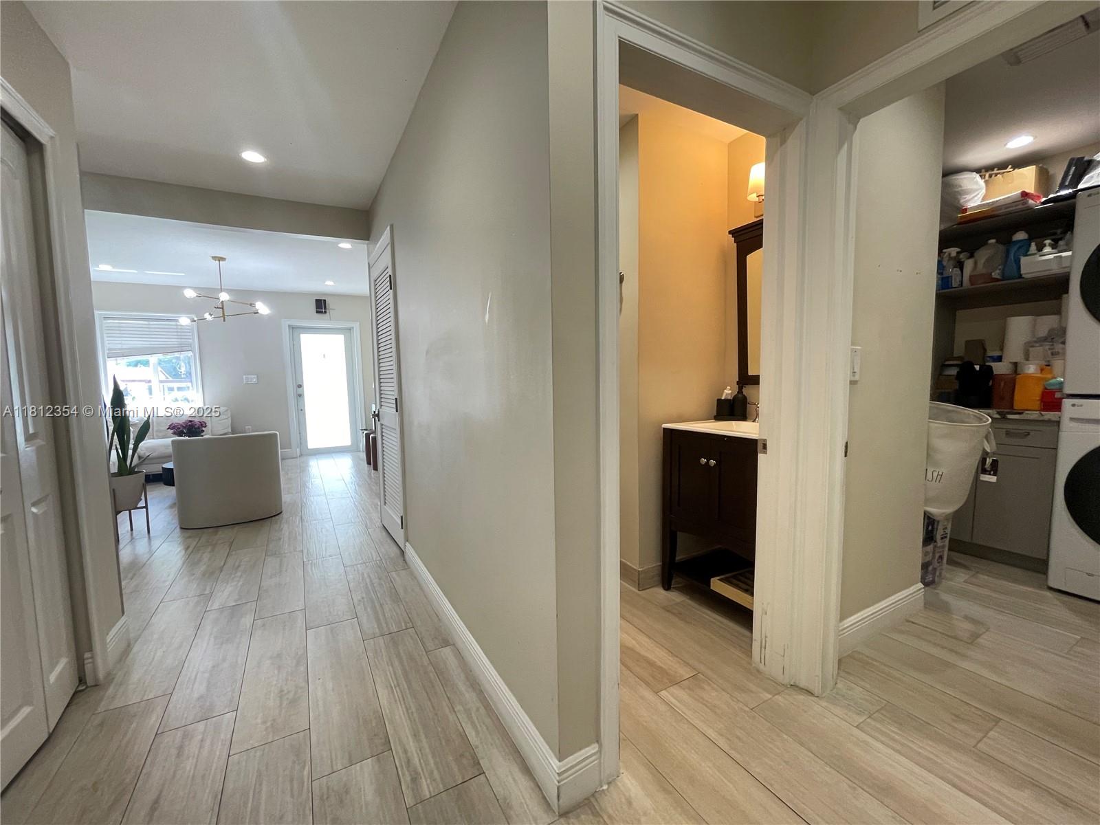 COUNTRY CLUB ESTATES SEC - Residential Lease