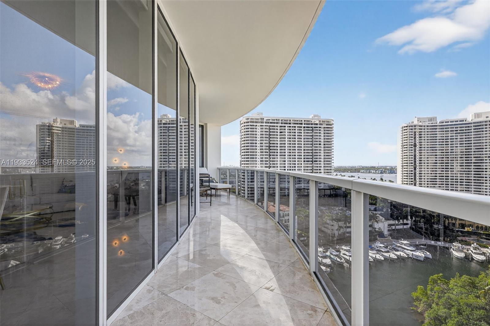 BELLINI AT WILLIAMS ISLAN - Residential