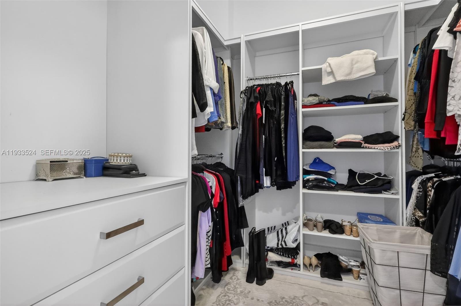 BELLINI AT WILLIAMS ISLAN - Residential