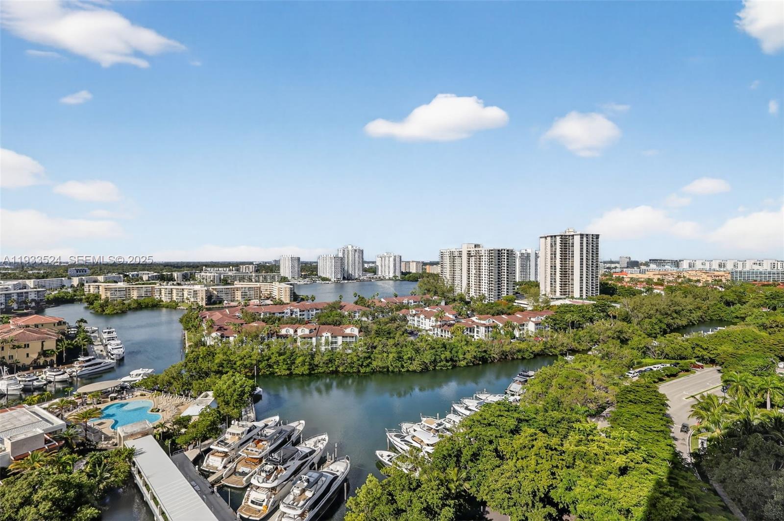 BELLINI AT WILLIAMS ISLAN - Residential