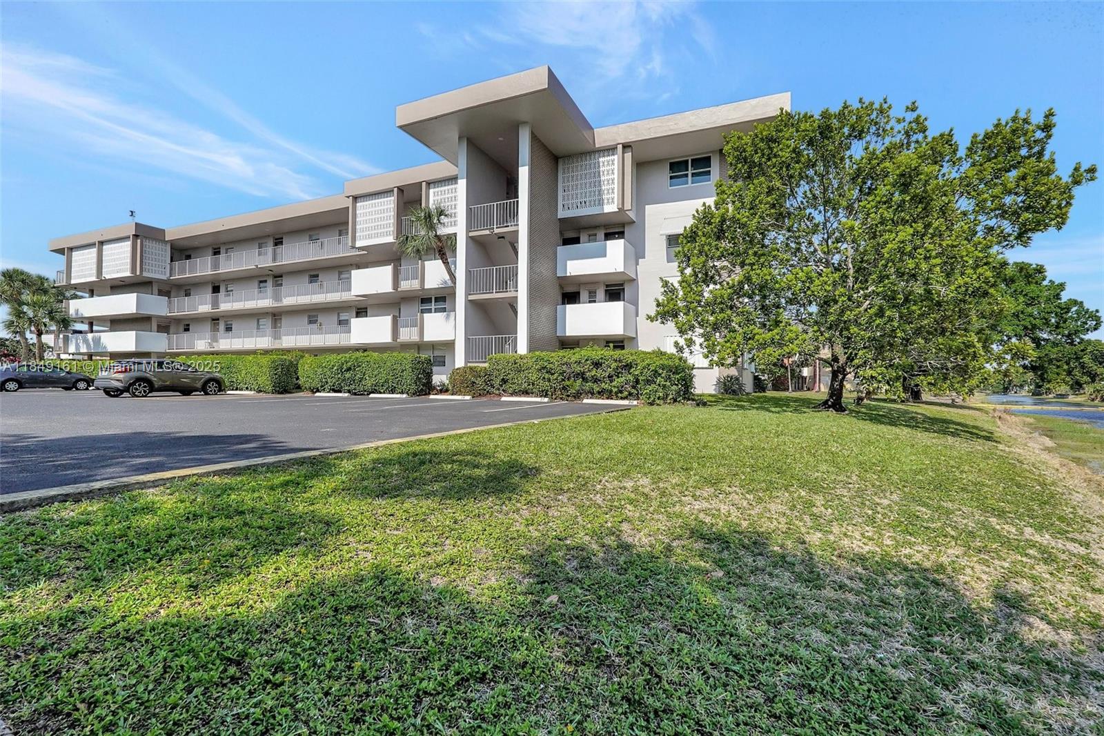 2800 NW 47th Ter 404B
