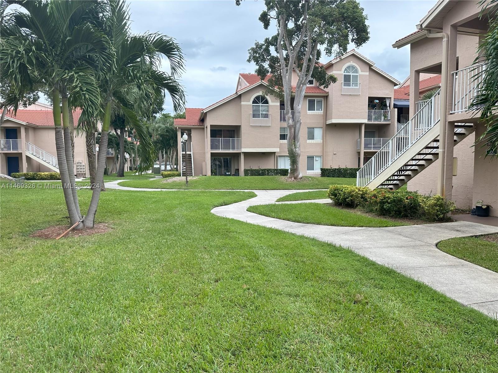Property for Sale at 15781 Sw 106th Ter 201, Miami, Broward County, Florida - Bedrooms: 3 
Bathrooms: 2  - $340,000