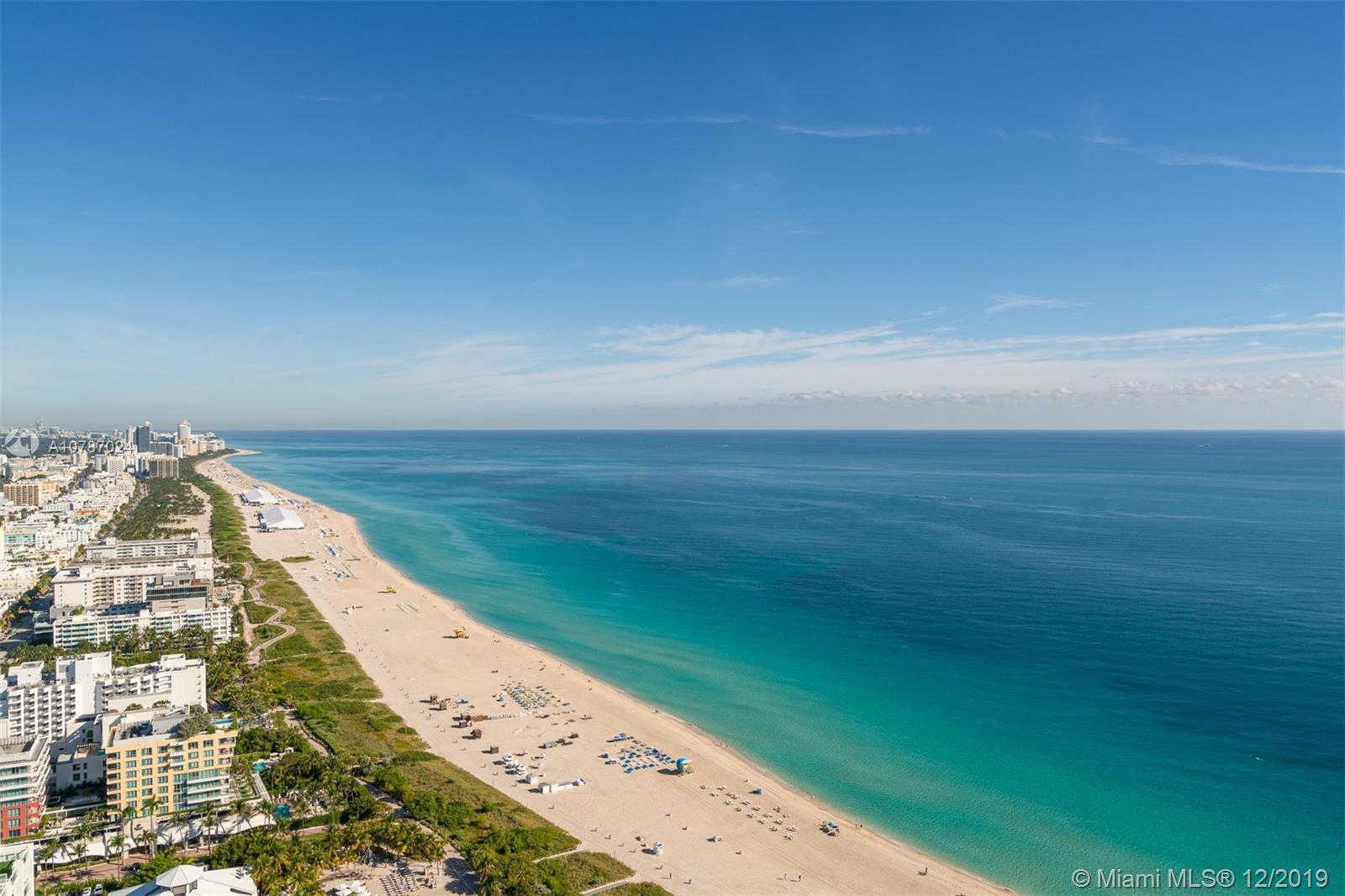 CONTINUUM ON SOUTH BEACH - Residential