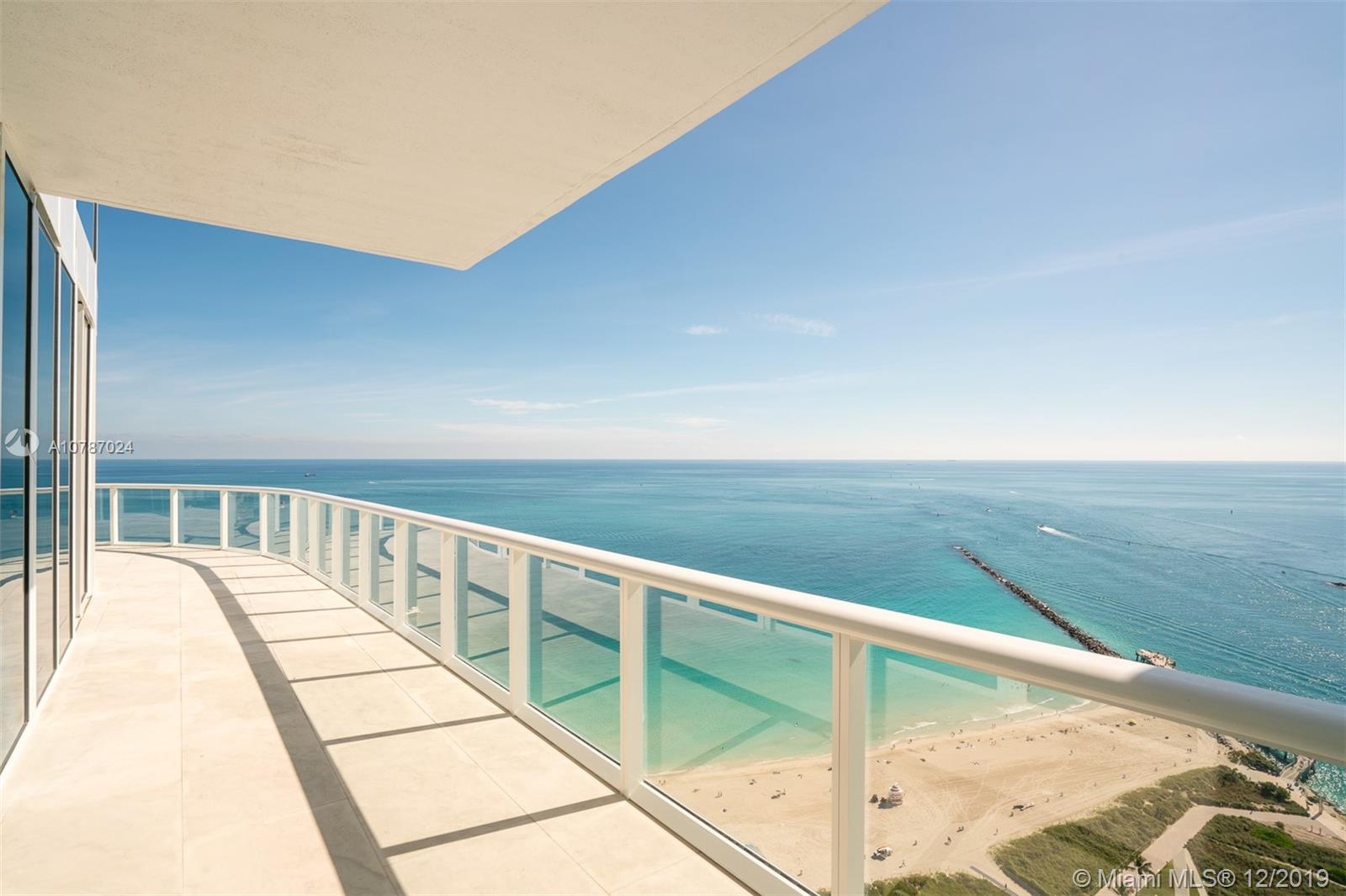 CONTINUUM ON SOUTH BEACH - Residential