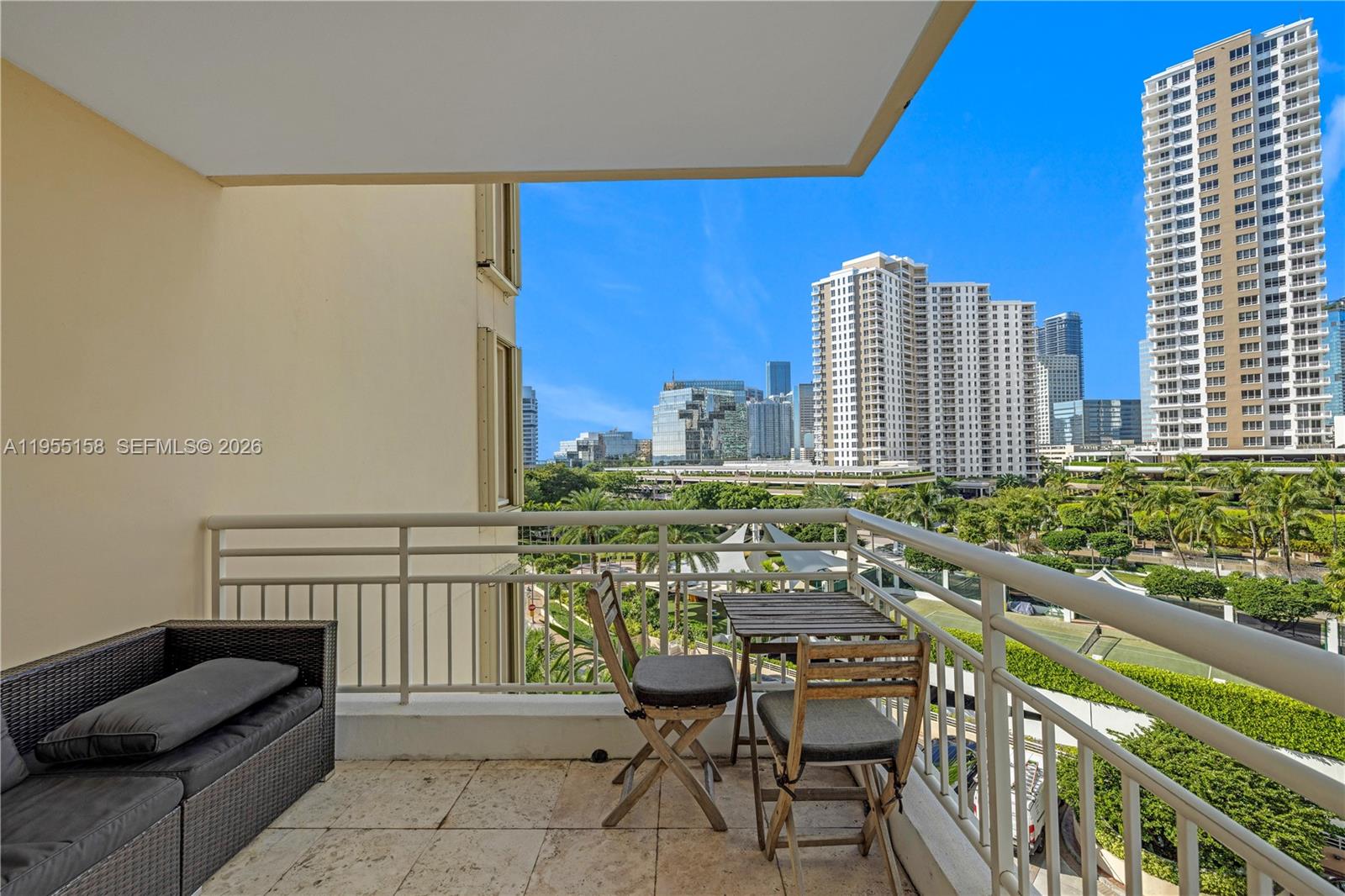 888 Brickell Key Dr 701