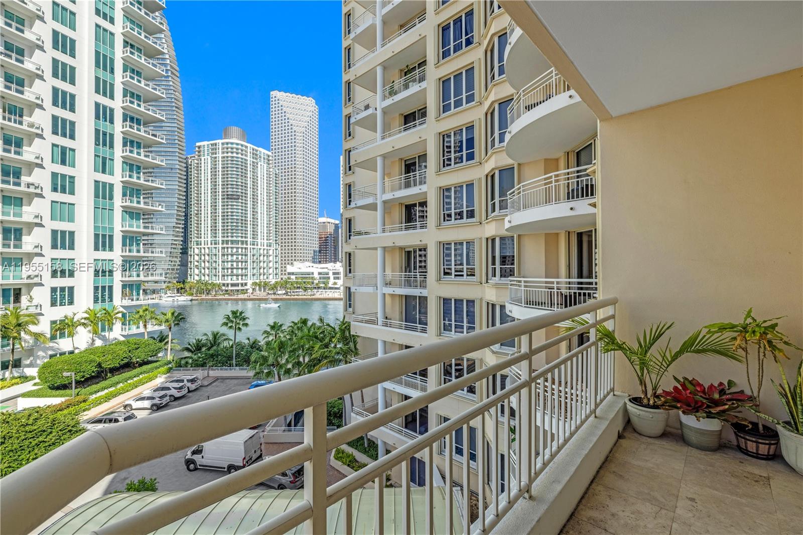 888 Brickell Key Dr 701