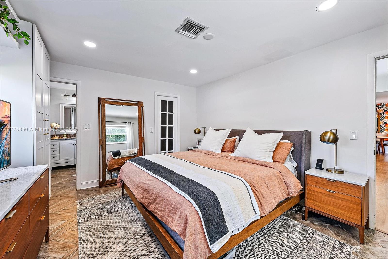 JUPITER IN THE PINES - Residential