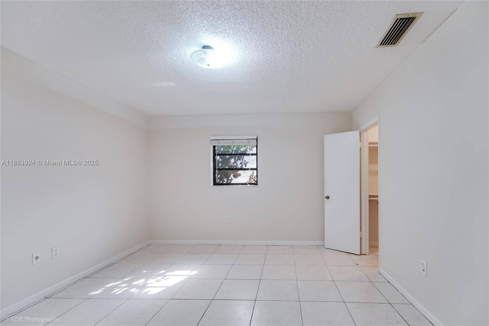 SWEETWATER GROVES .14 AC - Residential Income