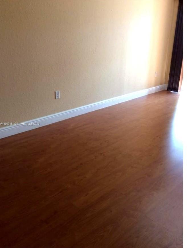 VISTA LAGO AT THE HAMMOCK - Residential Lease