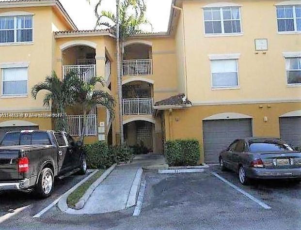 Rental Property at 155 Nw 96th Ter 2-203, Pembroke Pines, Miami-Dade County, Florida - Bedrooms: 2 
Bathrooms: 2  - $2,150 MO.
