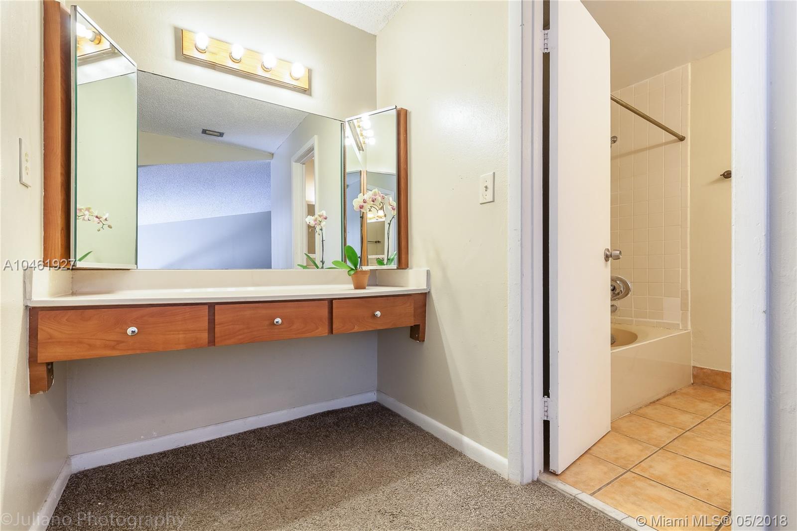 MISTY LAKE CONDO - Residential