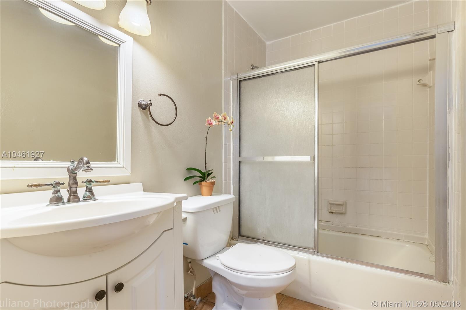 MISTY LAKE CONDO - Residential