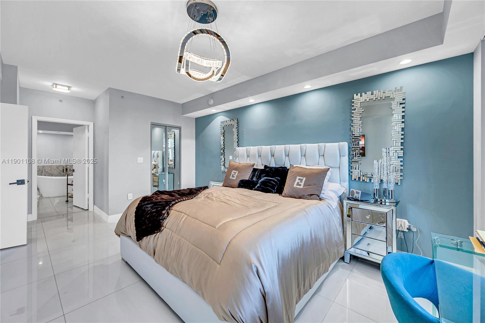 TURNBERRY VILLAGE SO TOWE - Residential Lease