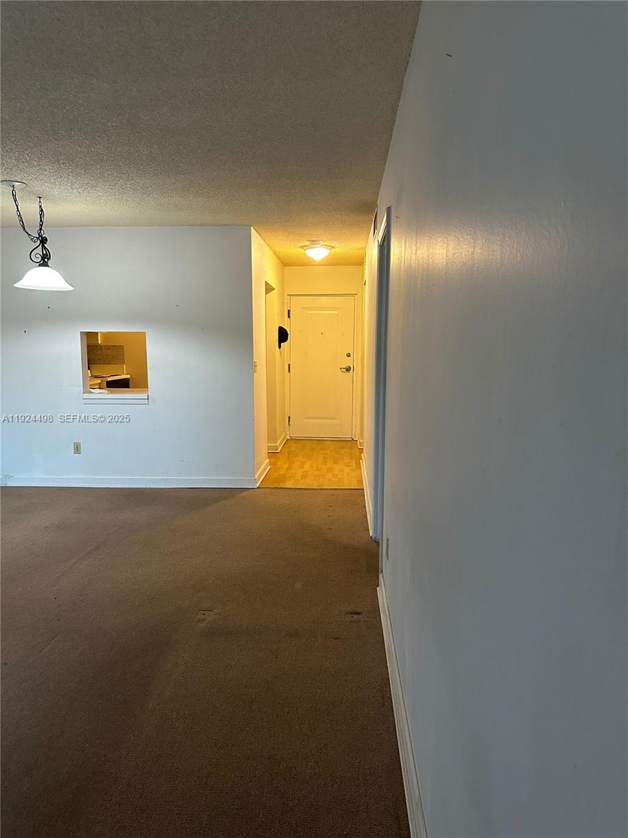 VILLAGE OF KINGS CREEK CO - Residential