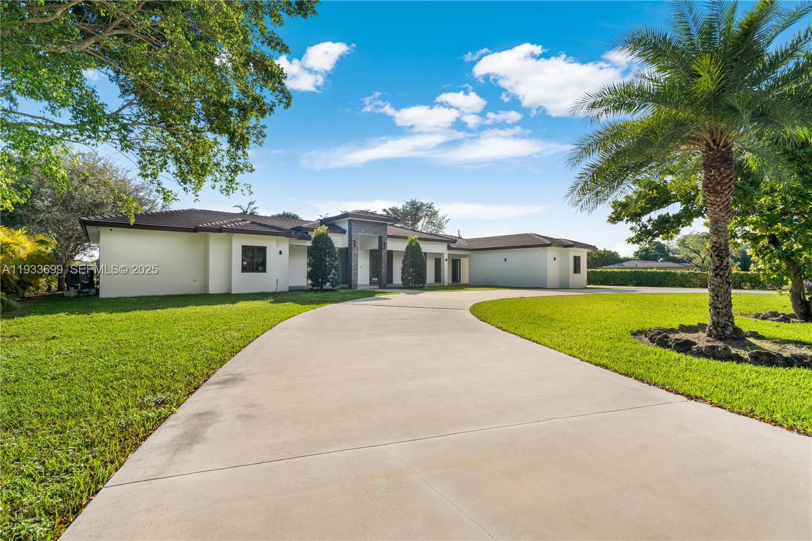 MILLER DRIVE ESTATES - Residential