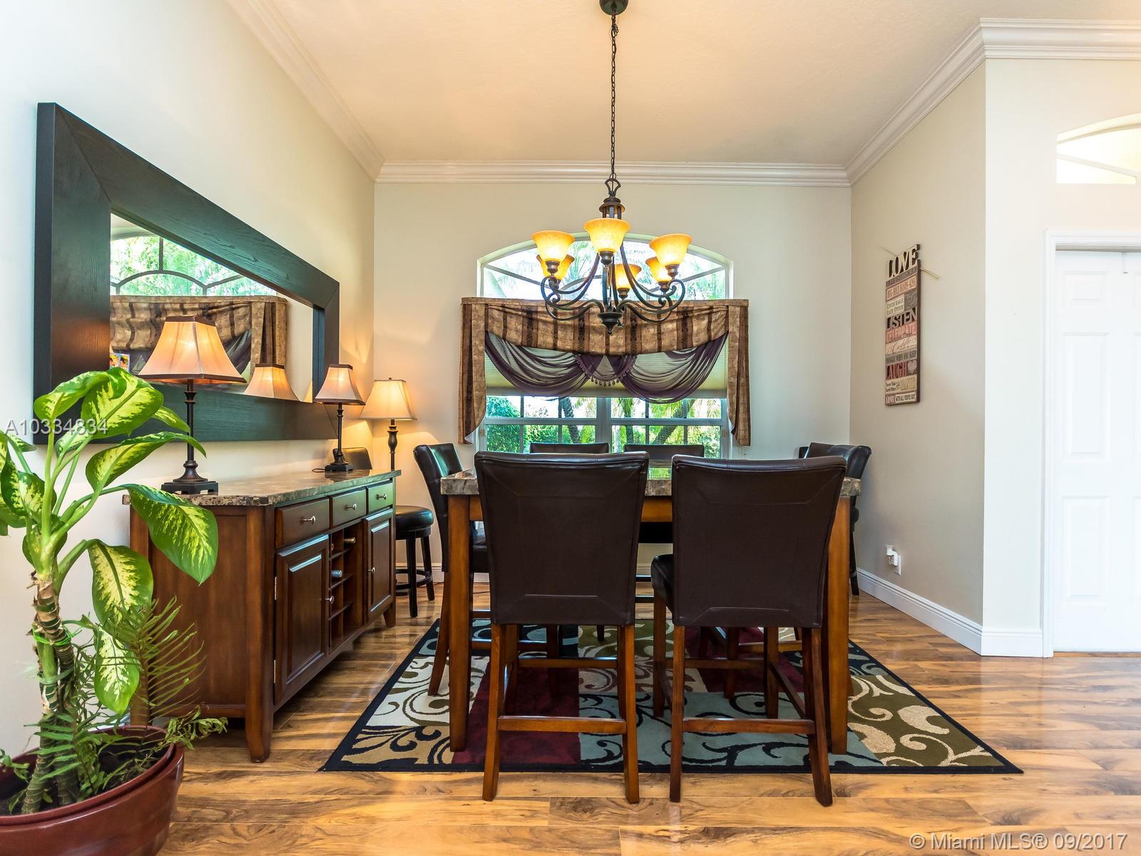 STONERIDGE LAKE ESTATES - Residential