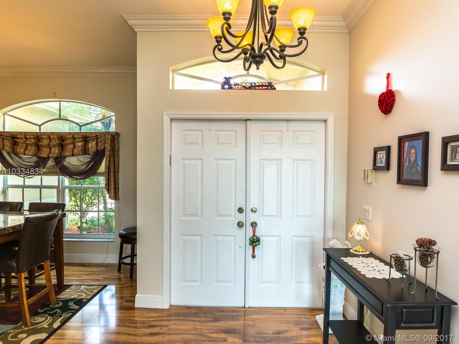 STONERIDGE LAKE ESTATES - Residential