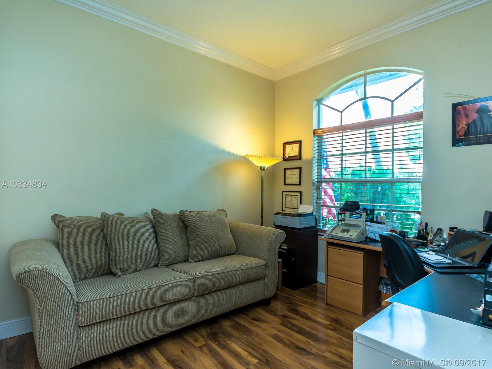 STONERIDGE LAKE ESTATES - Residential