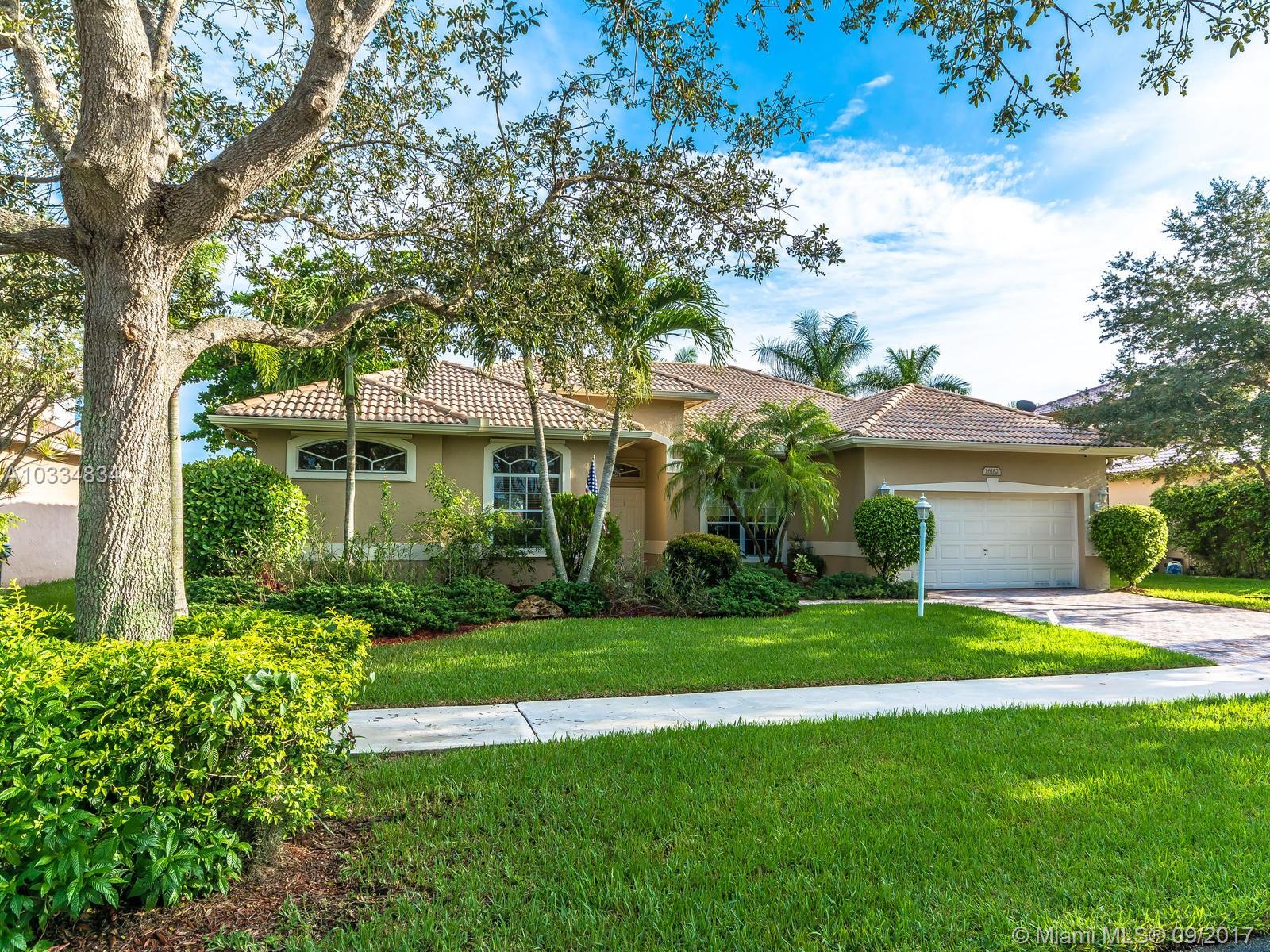 STONERIDGE LAKE ESTATES - Residential