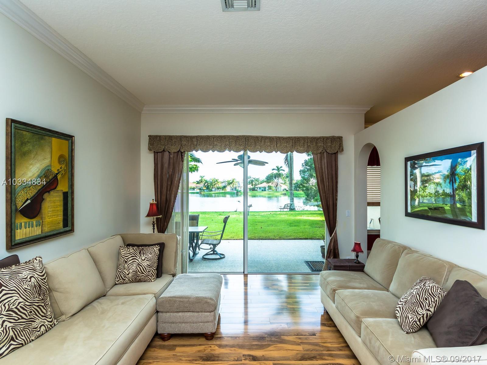 STONERIDGE LAKE ESTATES - Residential