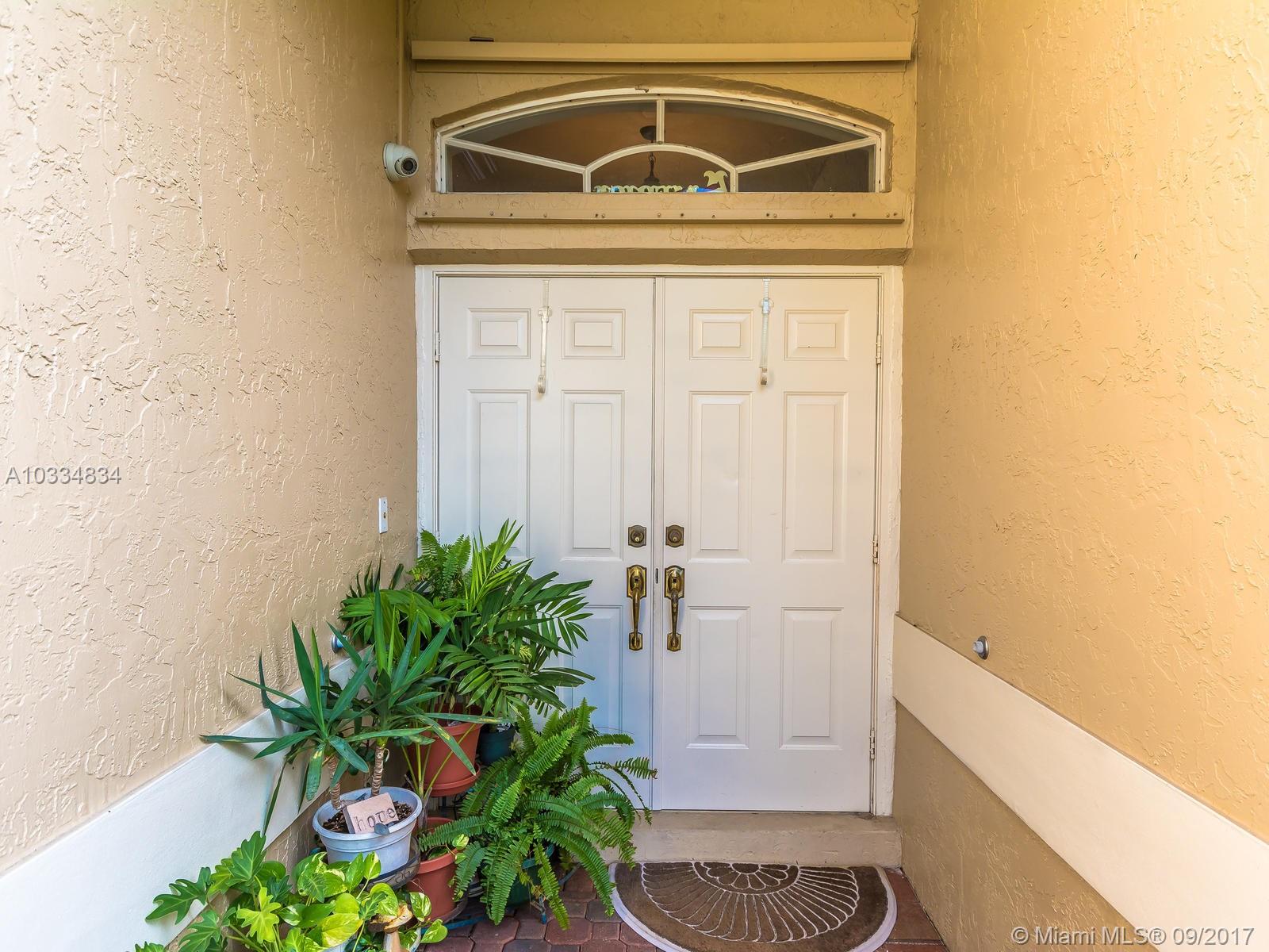 STONERIDGE LAKE ESTATES - Residential