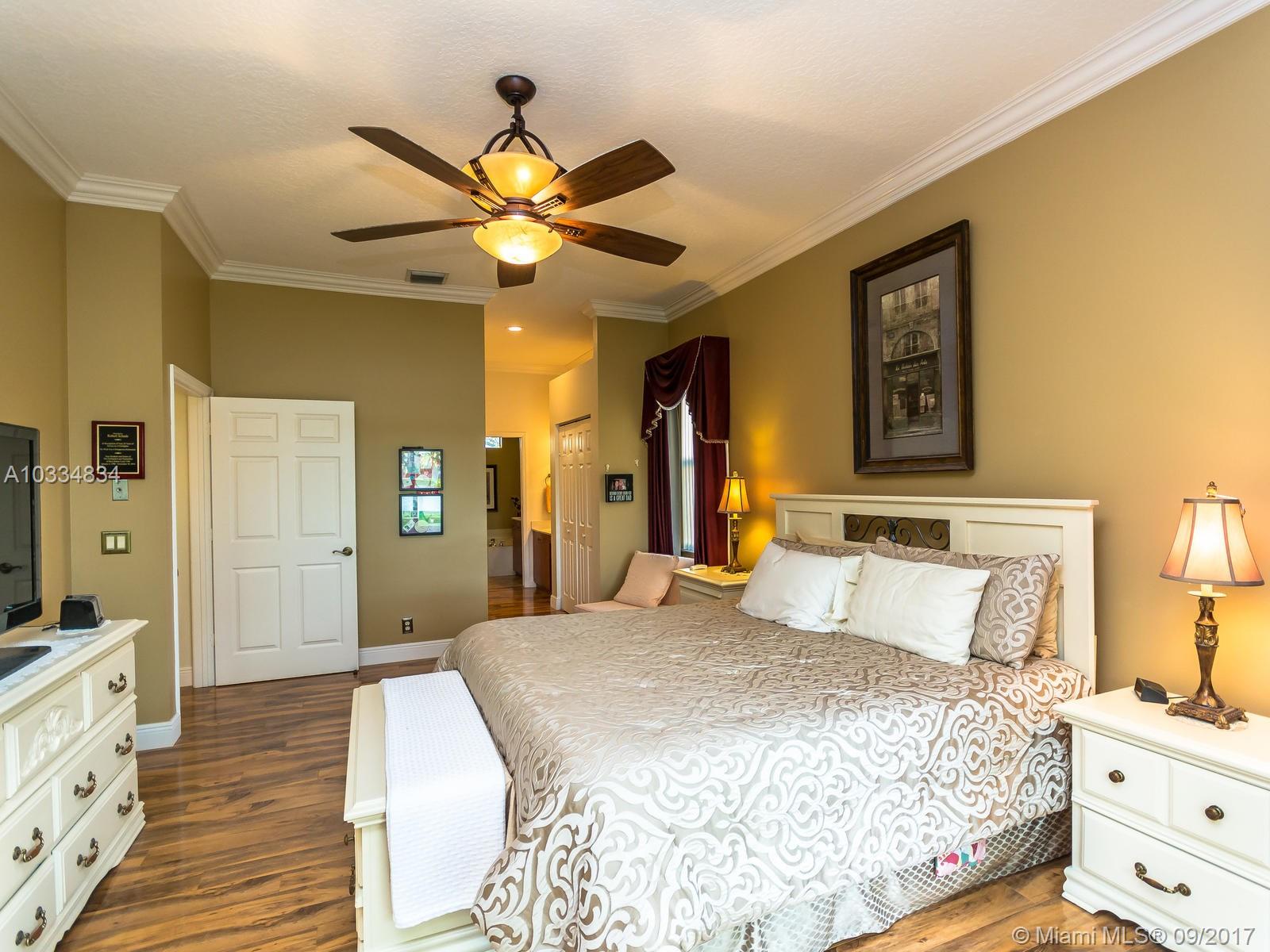 STONERIDGE LAKE ESTATES - Residential