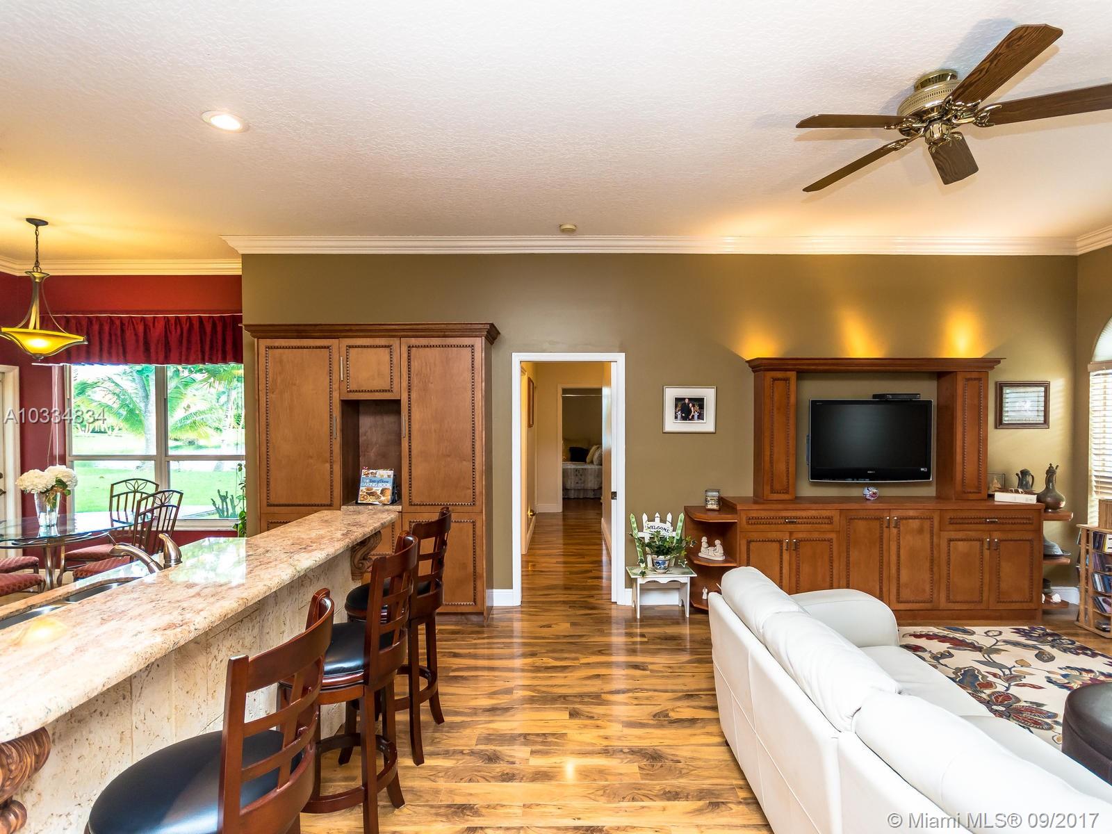 STONERIDGE LAKE ESTATES - Residential