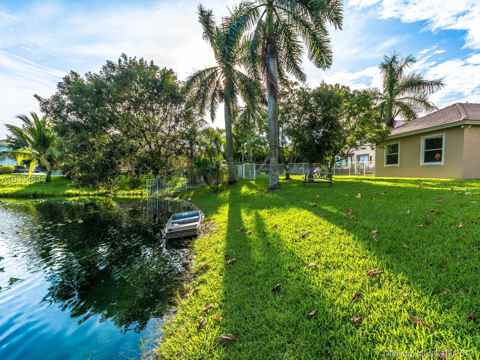 STONERIDGE LAKE ESTATES - Residential