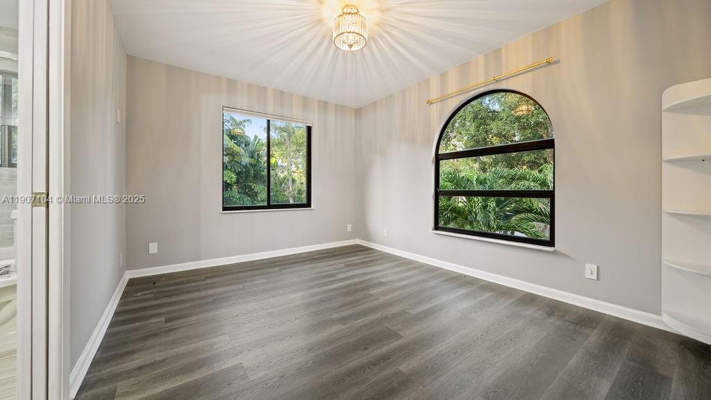 RIVERSIDE ACRES - Residential Lease