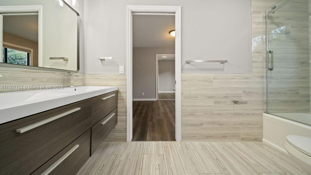 RIVERSIDE ACRES - Residential Lease