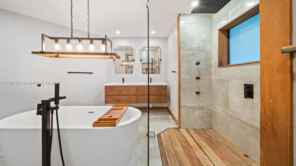 RIVERSIDE ACRES - Residential Lease