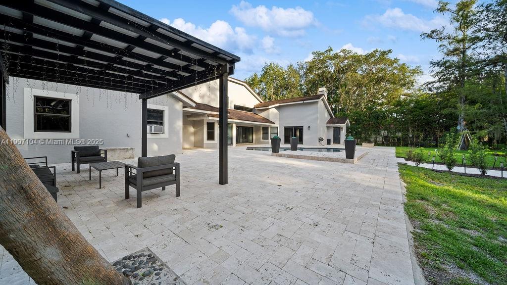 RIVERSIDE ACRES - Residential Lease