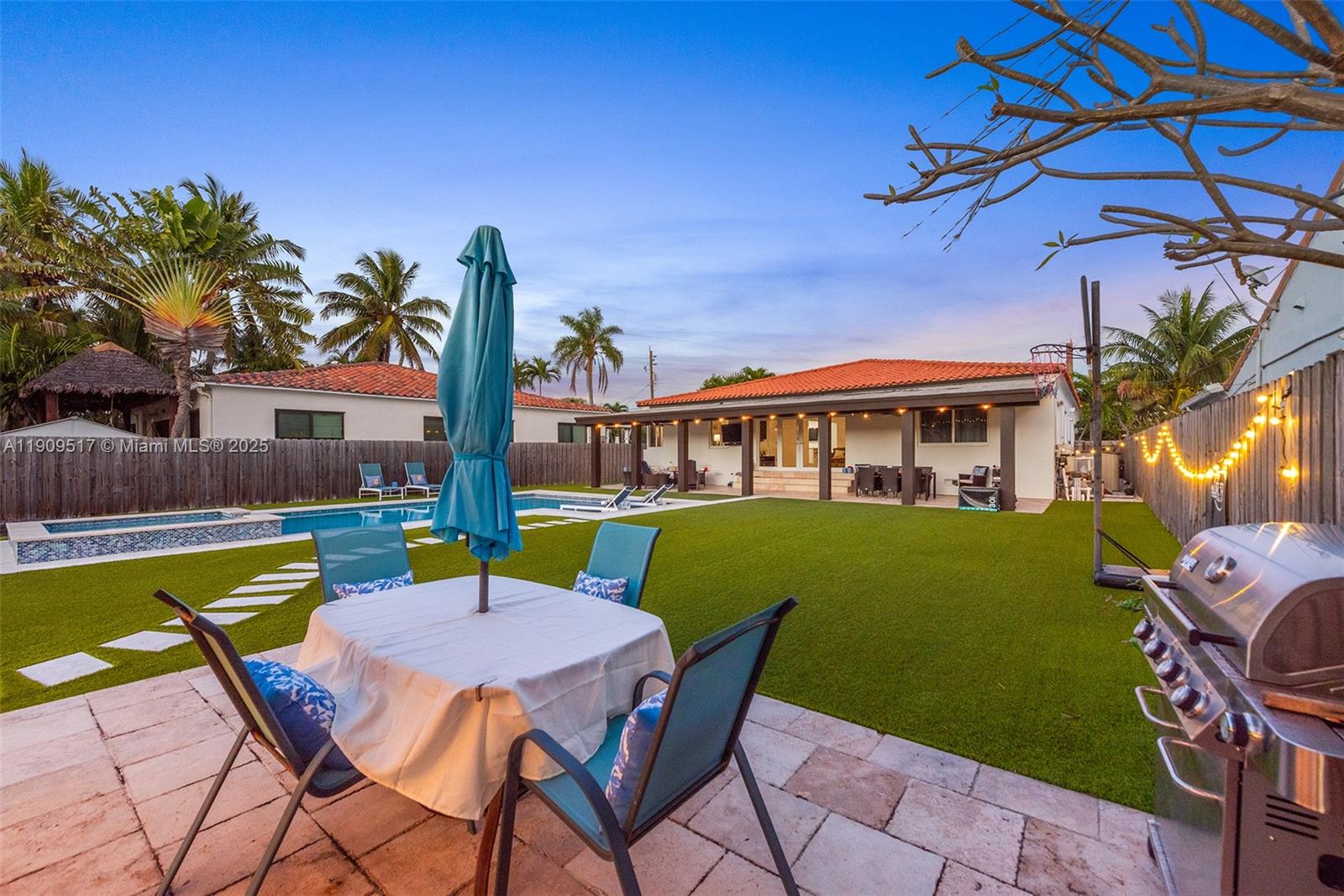 BISCAYNE POINT - Residential