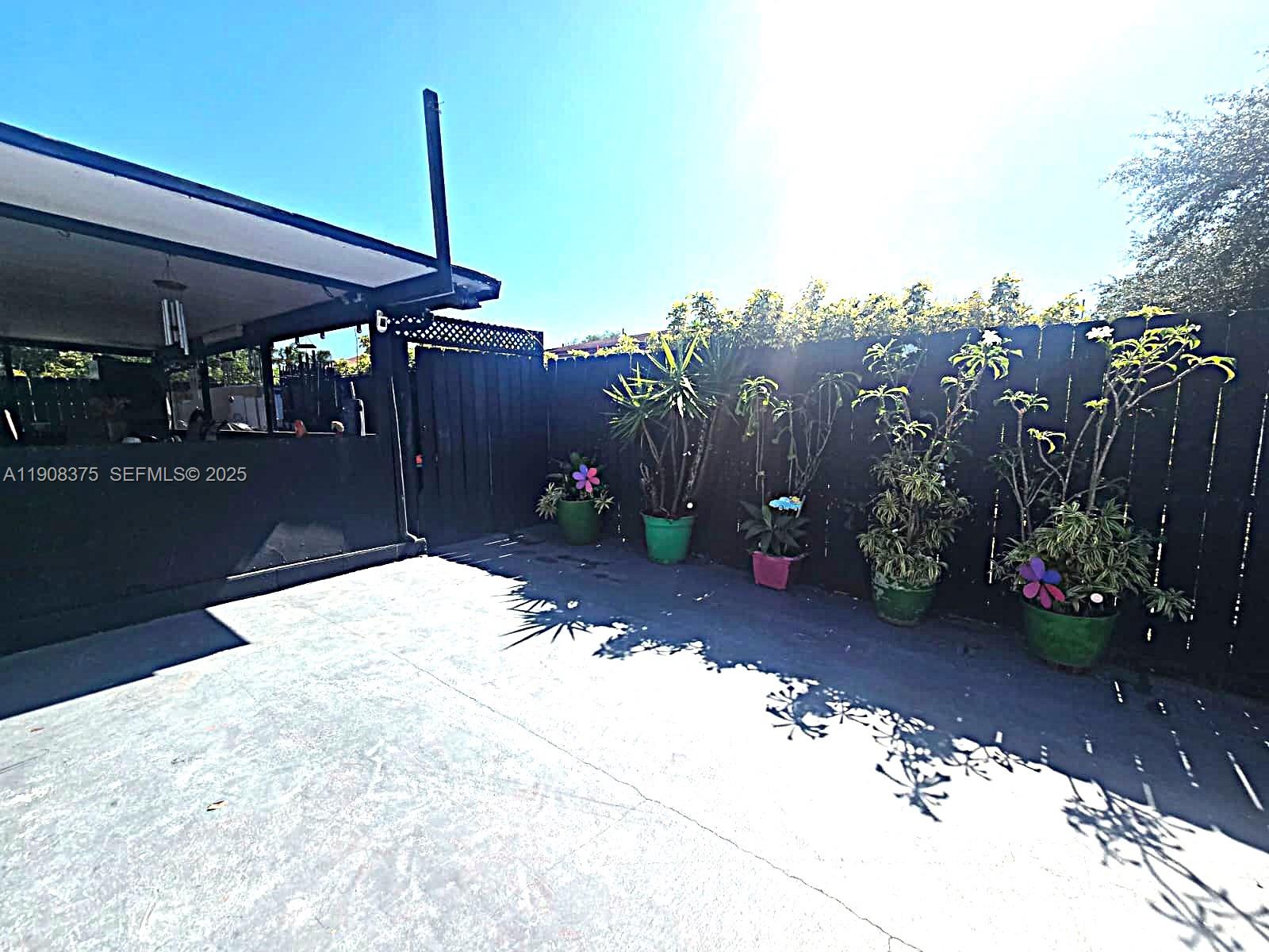 SWEETWATER GROVES .14 AC - Residential Income