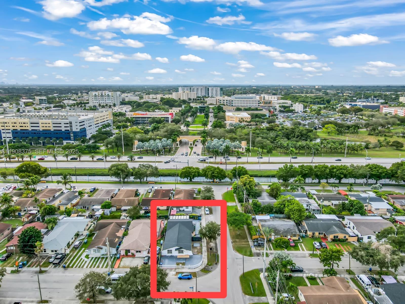 SWEETWATER GROVES .14 AC - Residential Income