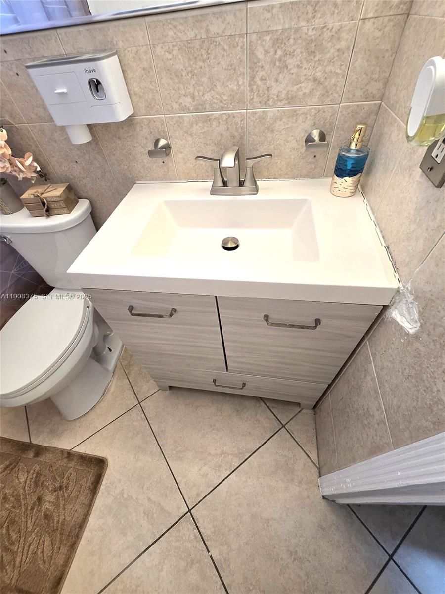 SWEETWATER GROVES .14 AC - Residential Income