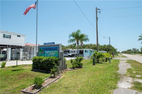 A home in Everglades City