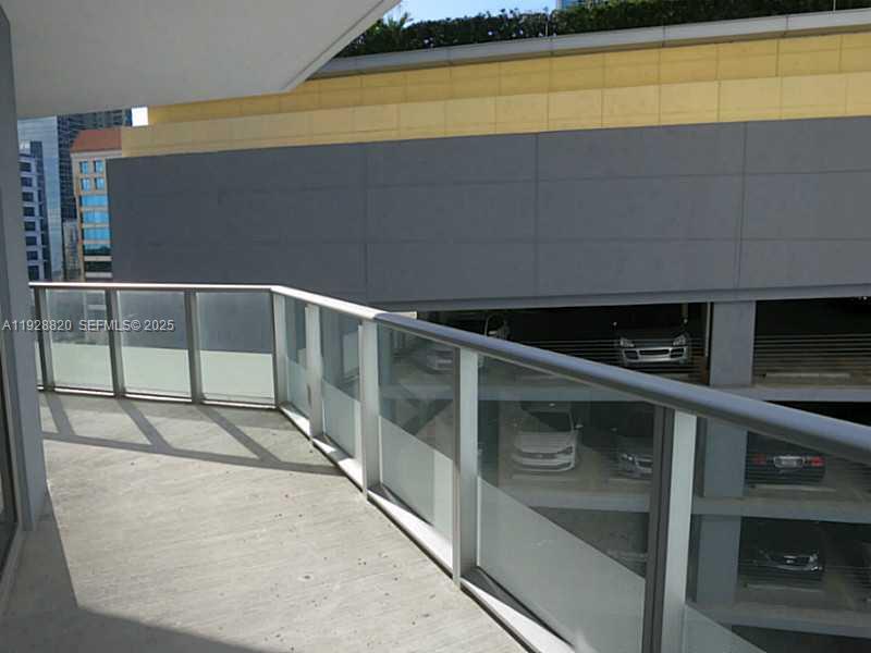 BRICKELLHOUSE - Residential