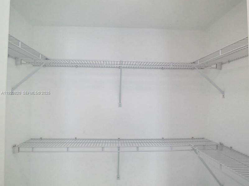 BRICKELLHOUSE - Residential