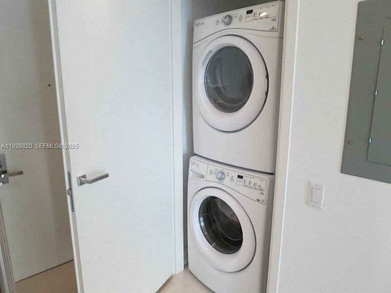 BRICKELLHOUSE - Residential