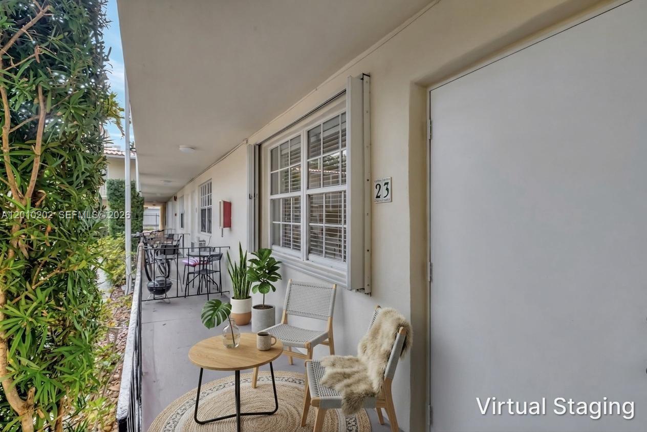 345 Michigan Ave 23